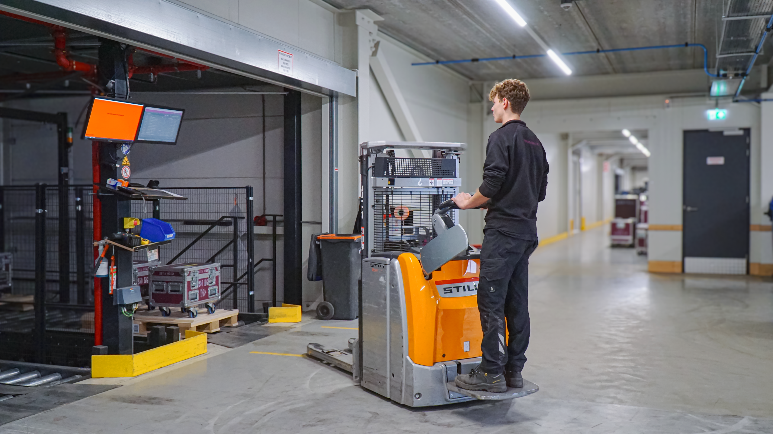 Vacature magazijnmedewerker post